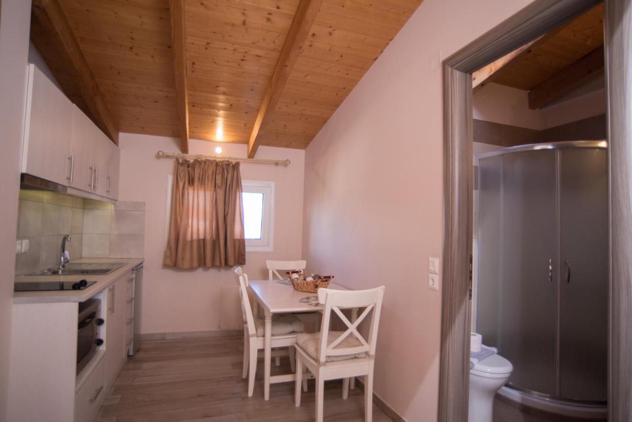 Studios Artemis Lefkada City Екстер'єр фото