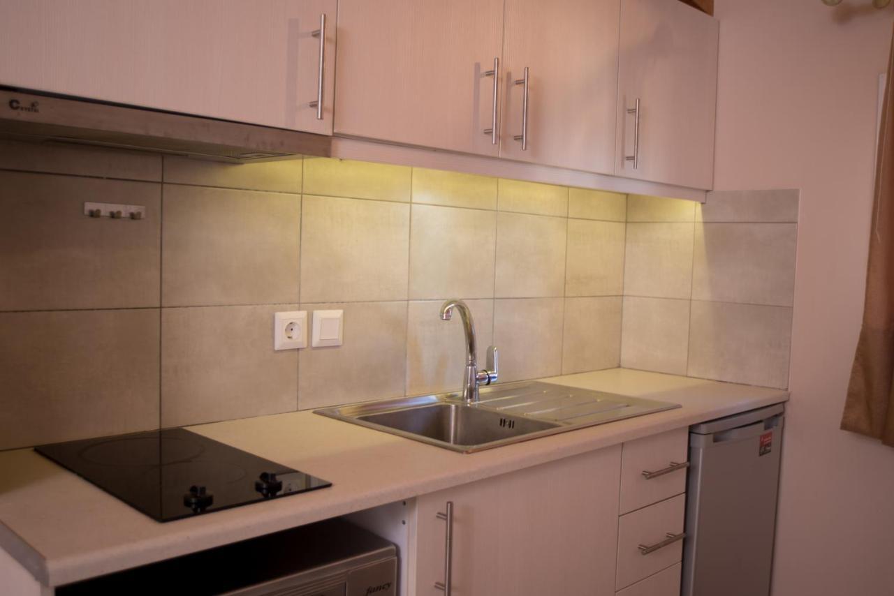 Studios Artemis Lefkada City Екстер'єр фото