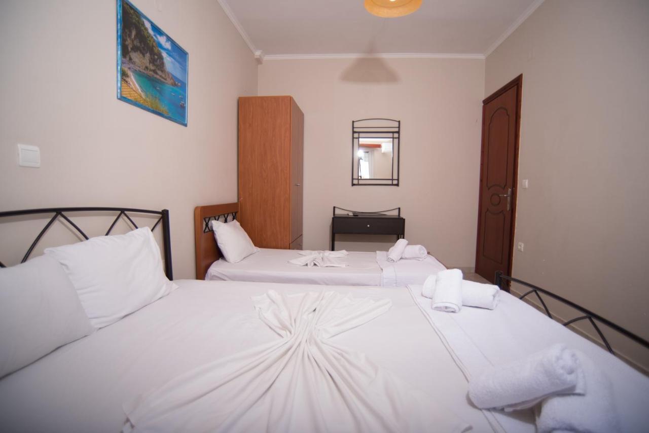 Studios Artemis Lefkada City Екстер'єр фото